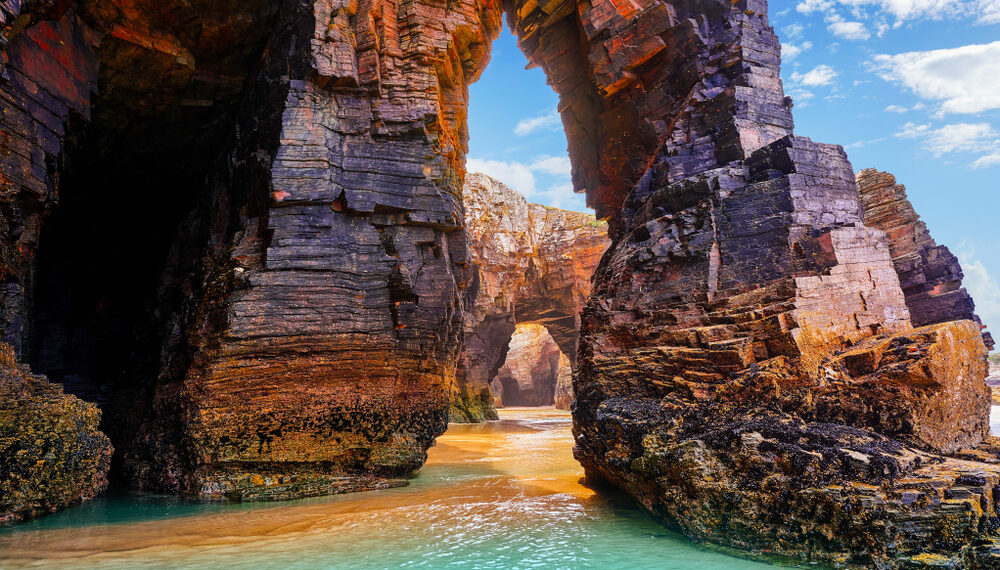 Shutterstock.com/ lunamarina