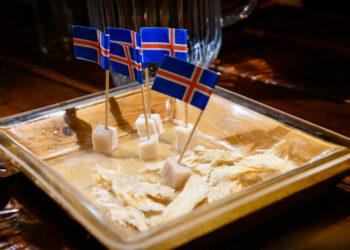 Shutterstock / Teo Wei Keong