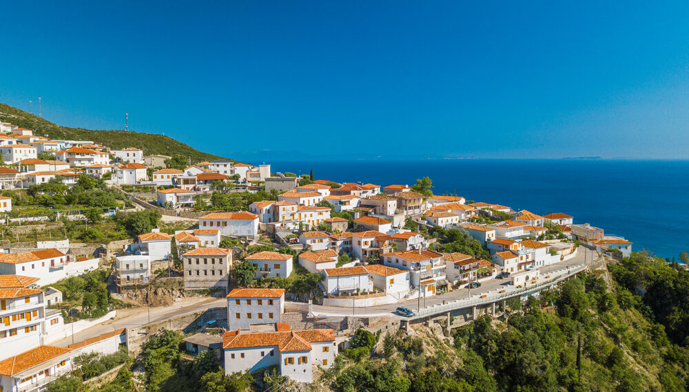 Shutterstock.com/ A Daily Odyssey